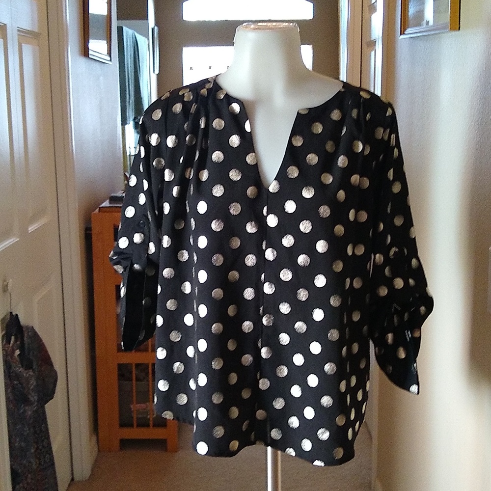 Like new Collective Concept black tunic w/ gold circles size small